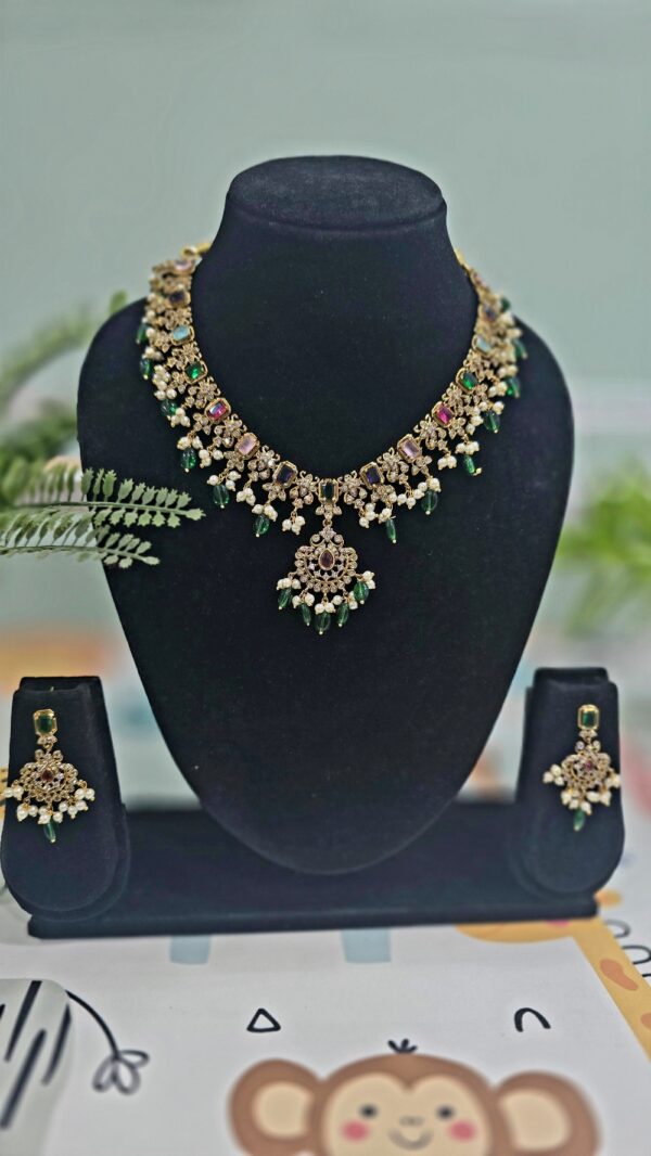 Multicolor Butta Pusalu Necklace Set