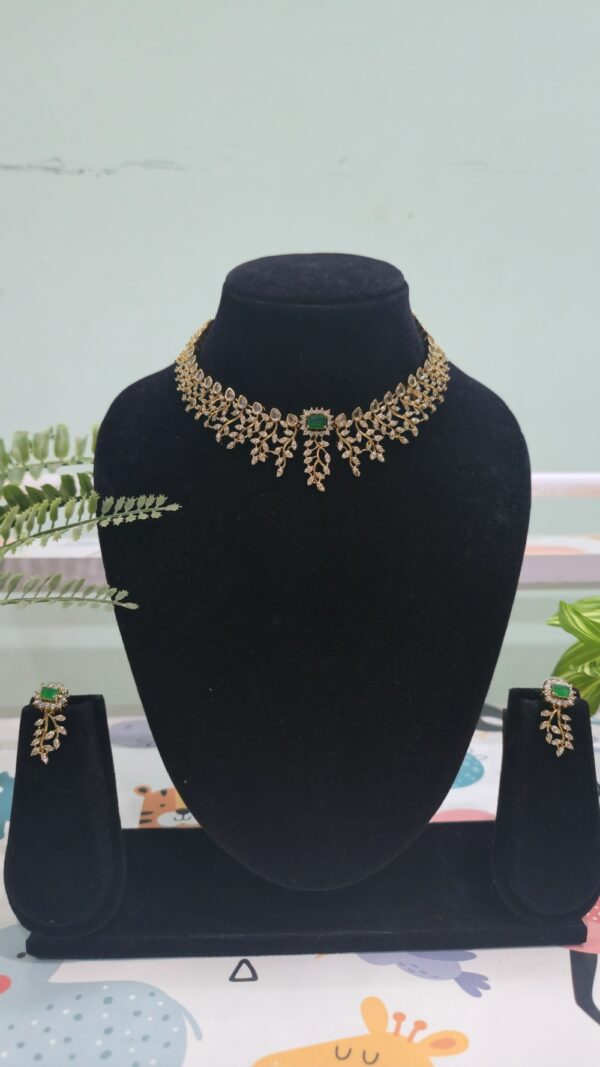 Elegant Green Stone Leaf Choker Necklace Set
