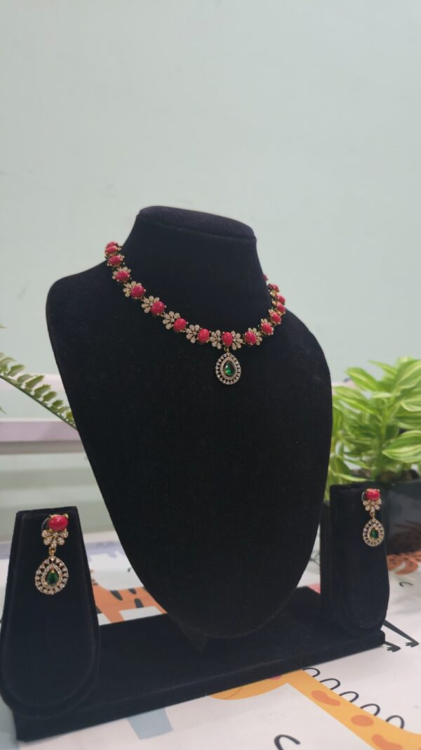 Mehendi Polish Coral Necklace with Green Stone Locket - Image 3