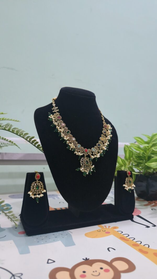 Grand Multicolor Pearl Drop Necklace Set - Image 2