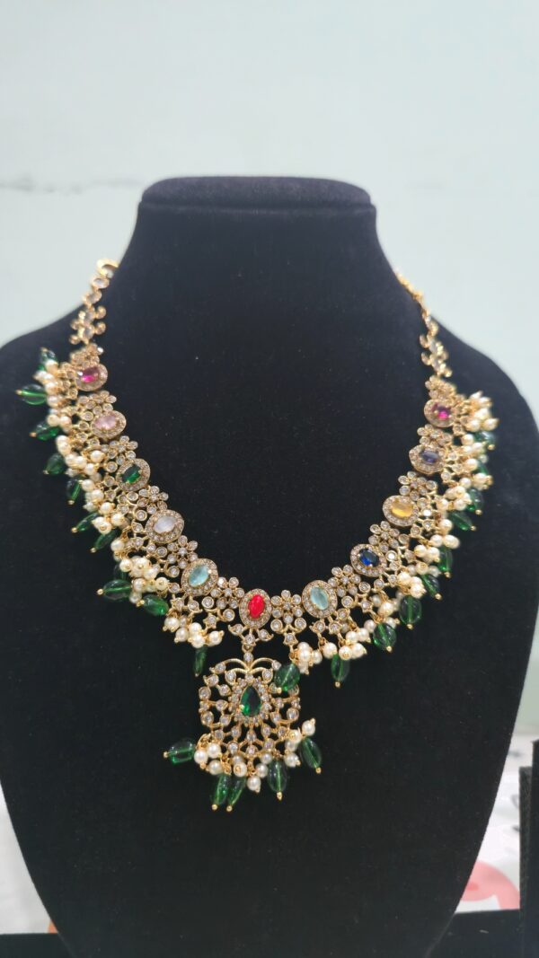 Grand Multicolor Pearl Drop Necklace Set - Image 3