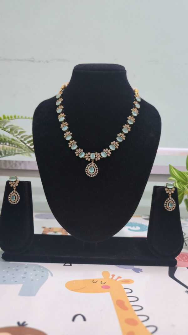 Mehendi Polish Mint Green Coral Necklace Set